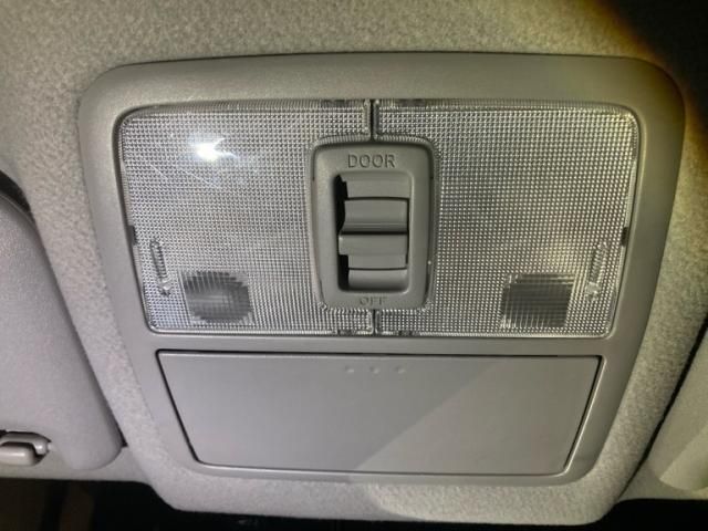 TOYOTA VANGUARD 2WD 2011