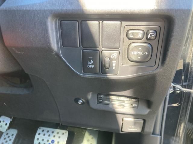 TOYOTA PRIUS PHV 2014