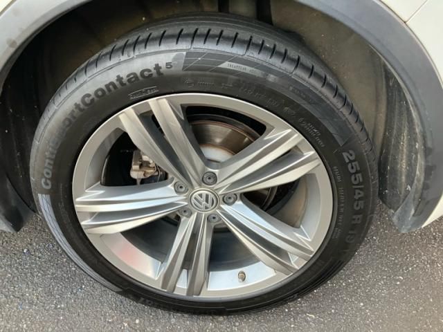 VOLKSWAGEN VOLKSWAGEN TIGUAN 2017