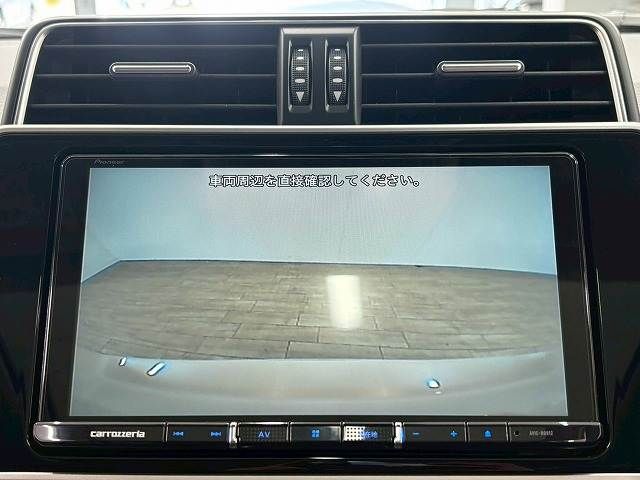 TOYOTA LANDCRUISER PRADO 2022