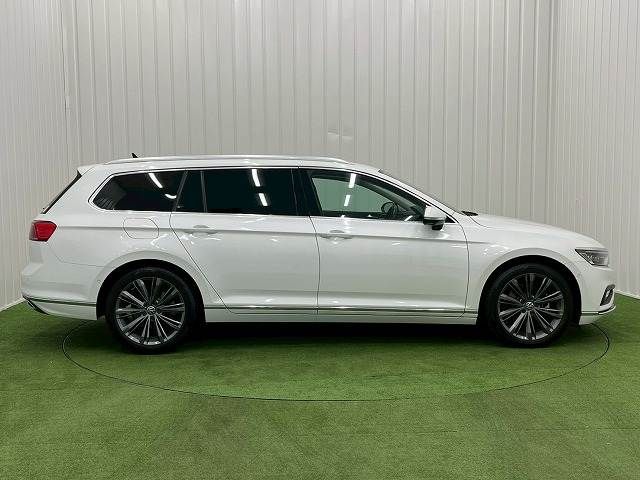 VOLKSWAGEN VOLKSWAGEN PASSAT VARIANT 2021