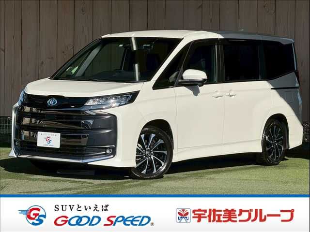 TOYOTA NOAH HYBRID 2022
