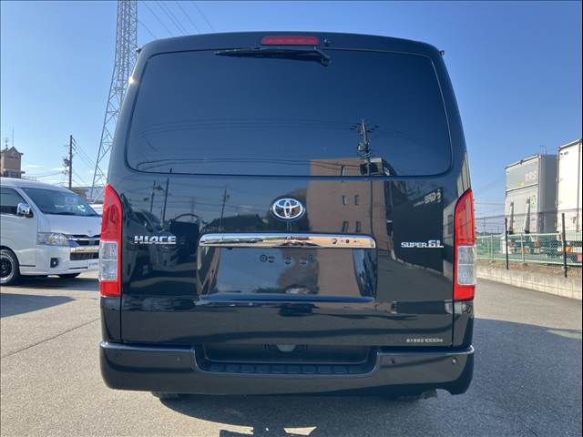 TOYOTA HIACE van 2WD 2022