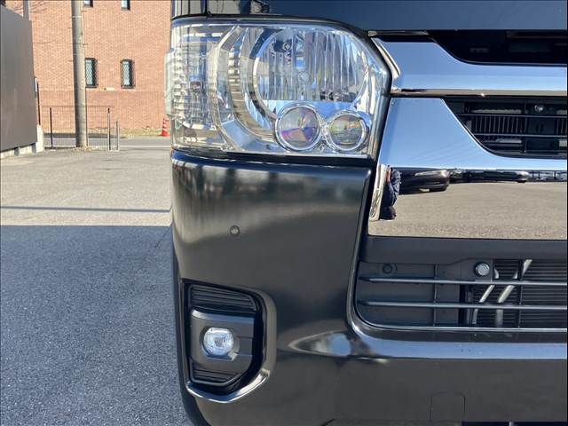 TOYOTA HIACE van 2WD 2022