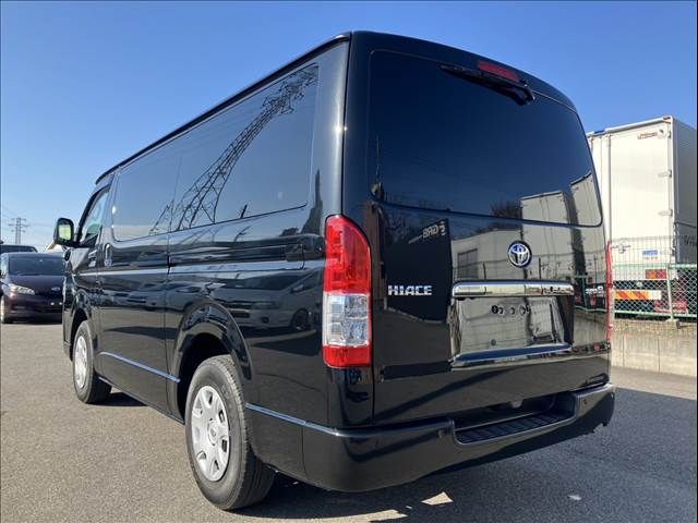 TOYOTA HIACE van 2WD 2022