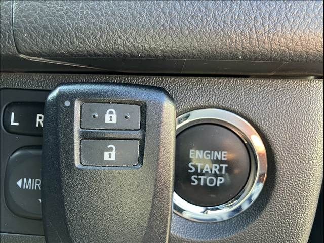 TOYOTA HIACE van 2WD 2022