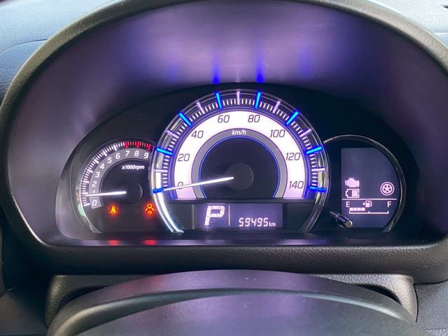 SUZUKI Spacia custom Z 2017