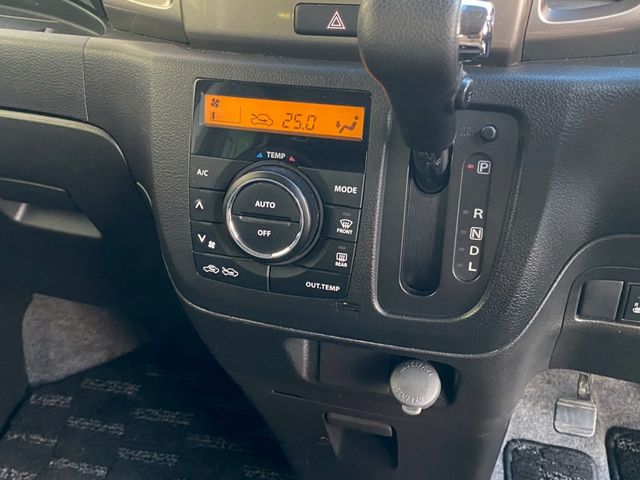 SUZUKI Spacia custom Z 2017