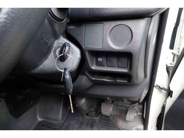 TOYOTA HIACE wagon 2021