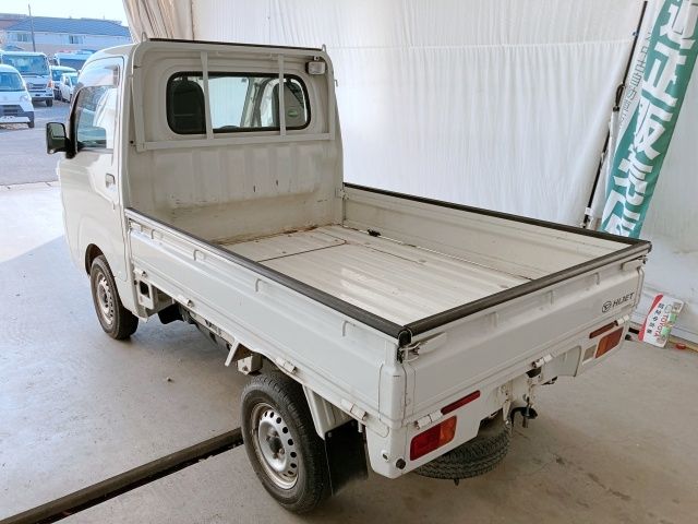 DAIHATSU HIJET truck 4WD 2014