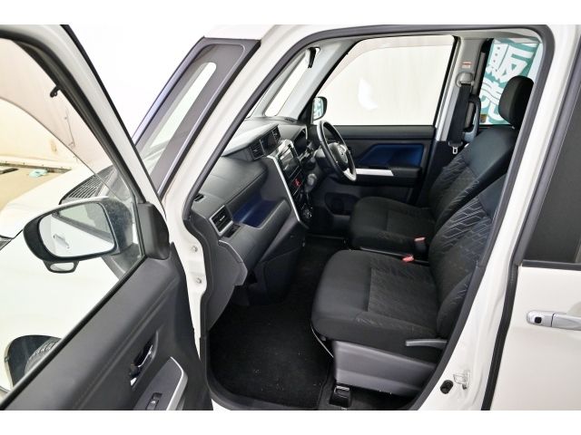 TOYOTA TANK 4WD 2018