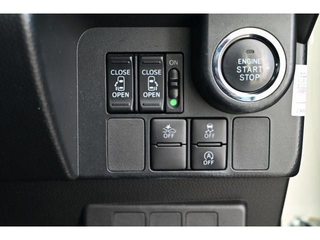 TOYOTA TANK 4WD 2018