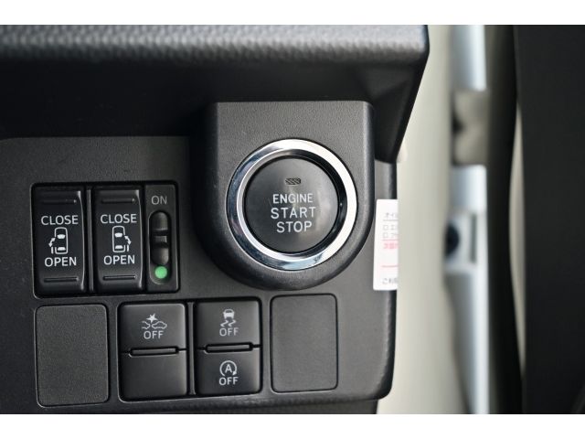 TOYOTA TANK 4WD 2018