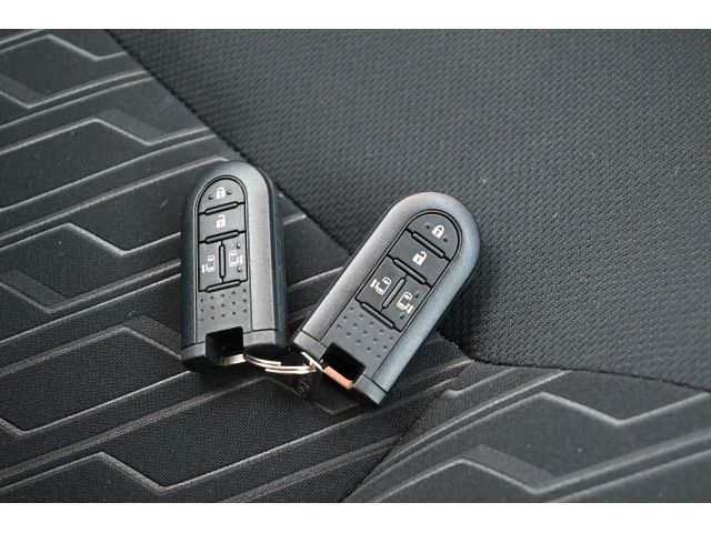 TOYOTA TANK 4WD 2018