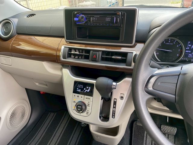 DAIHATSU CAST STYLE 2015