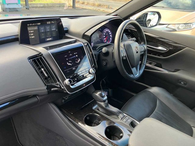 TOYOTA CROWN sedan hybrid 2020