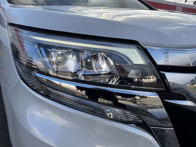 TOYOTA ESQUIRE 4WD 2018