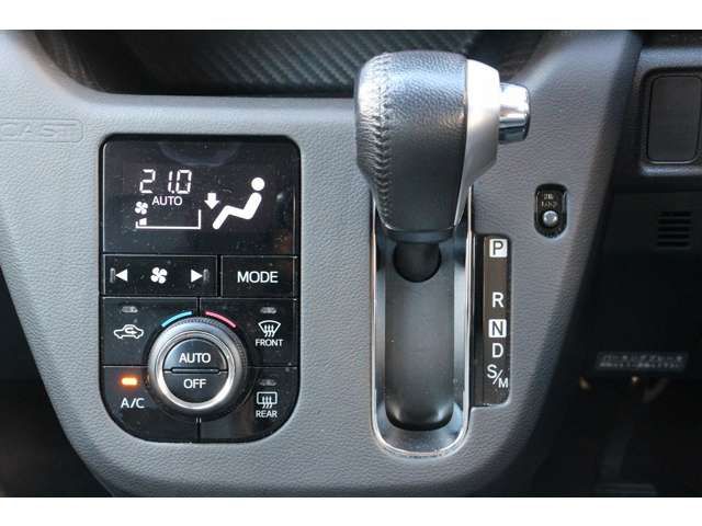 DAIHATSU CAST SPORT 2015