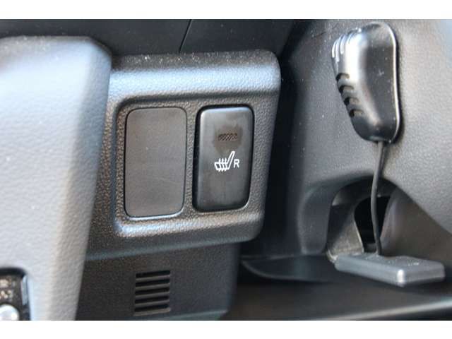 DAIHATSU CAST SPORT 2015