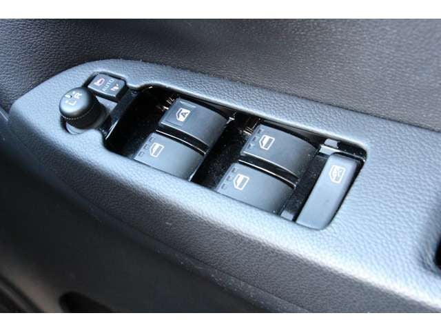 DAIHATSU CAST SPORT 2015