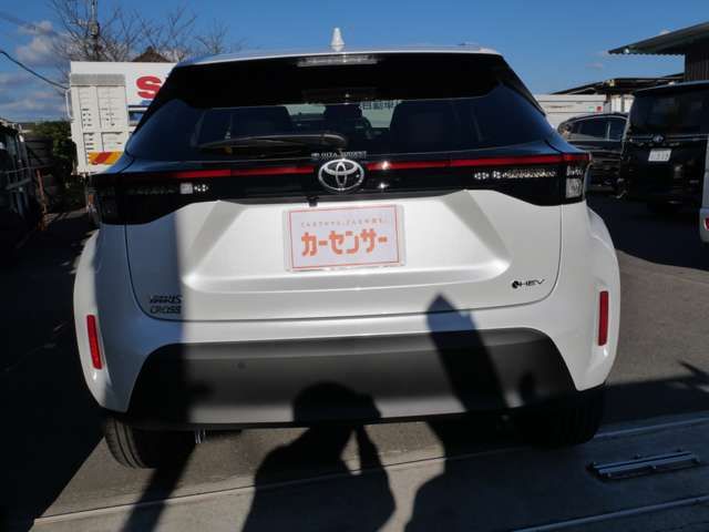 TOYOTA YARIS CROSS HYBRID 2025