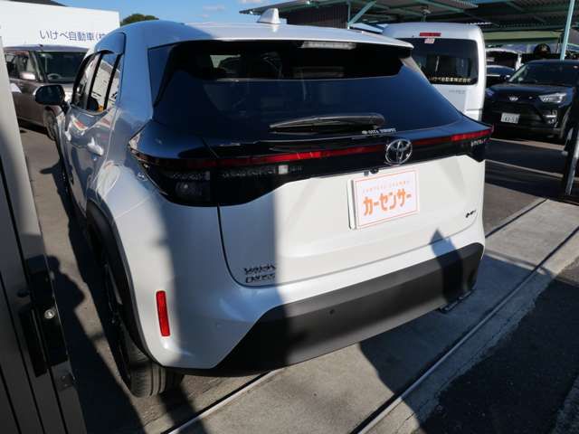 TOYOTA YARIS CROSS HYBRID 2025