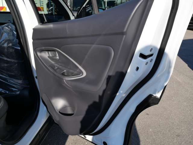 TOYOTA YARIS CROSS HYBRID 2025