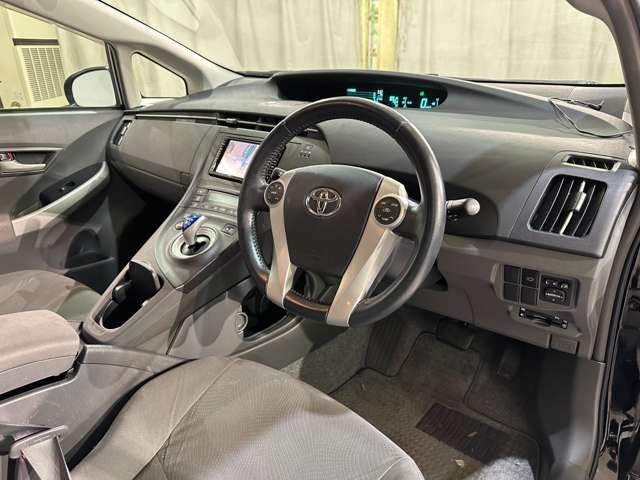 TOYOTA PRIUS 2010