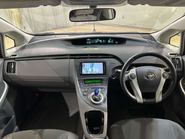 TOYOTA PRIUS 2010
