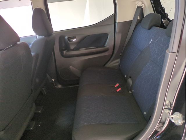 MITSUBISHI ek X 2019