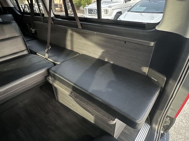 TOYOTA HIACE wagon 2014