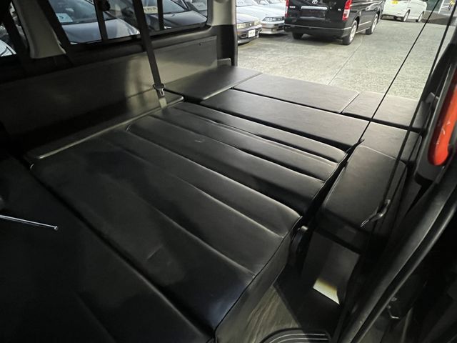 TOYOTA HIACE wagon 2014