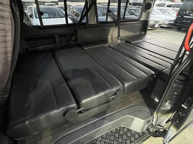 TOYOTA HIACE wagon 2014