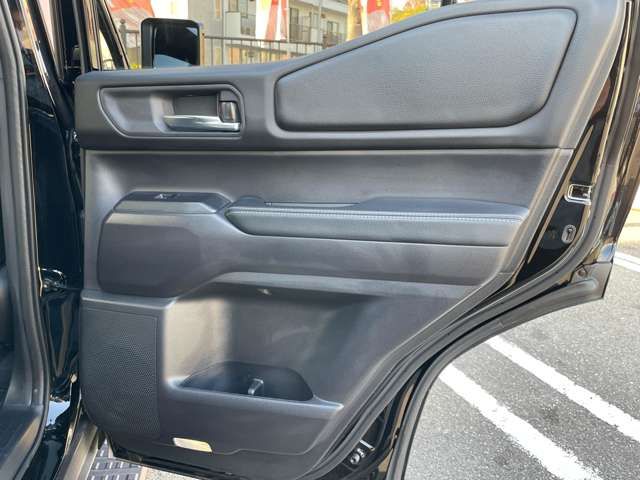 TOYOTA LANDCRUISER 250 2024