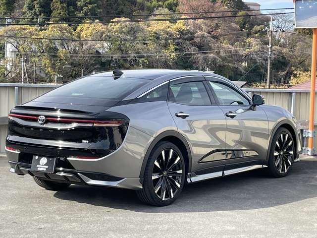 TOYOTA CROWN CROSSOVER 2024