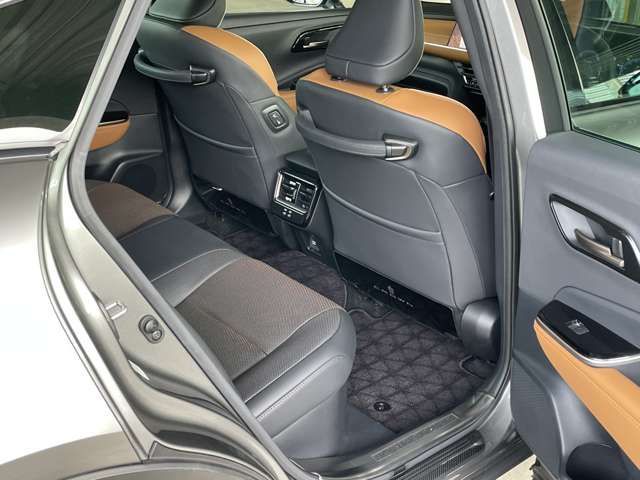 TOYOTA CROWN CROSSOVER 2024