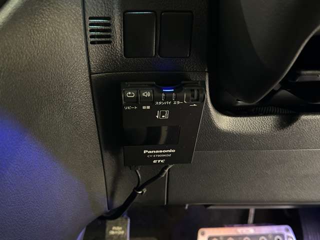 TOYOTA VELLFIRE 2012