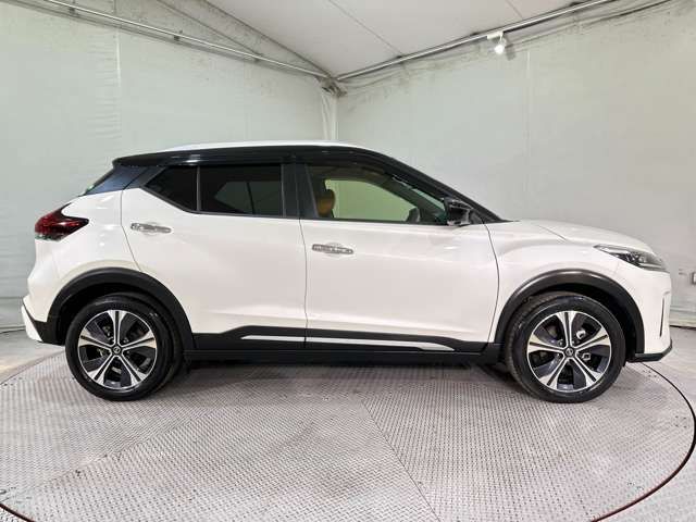 NISSAN KICKS 2021