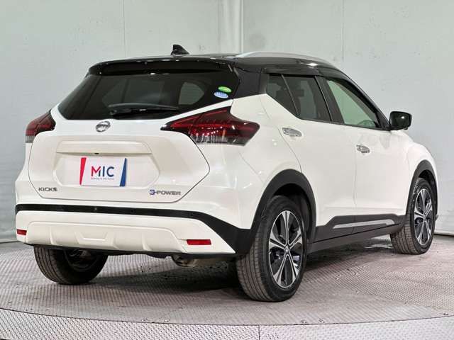 NISSAN KICKS 2021