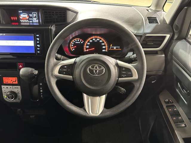TOYOTA ROOMY 2019