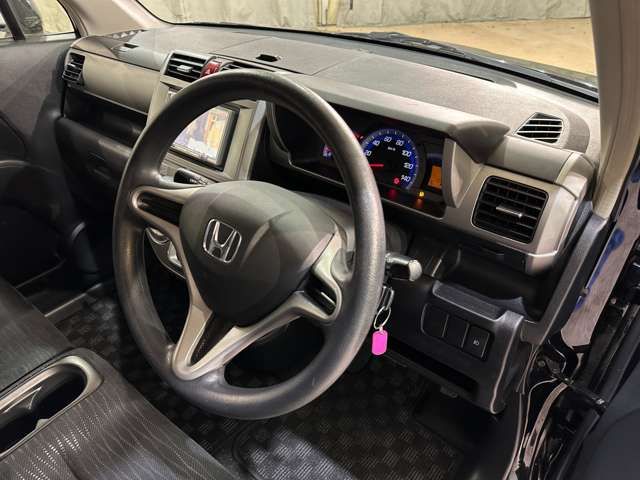 HONDA ZEST SPARK 2012