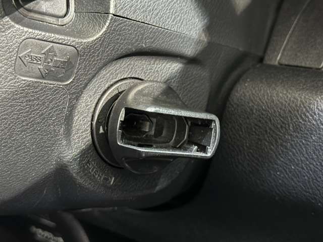 HONDA ZEST SPARK 2012