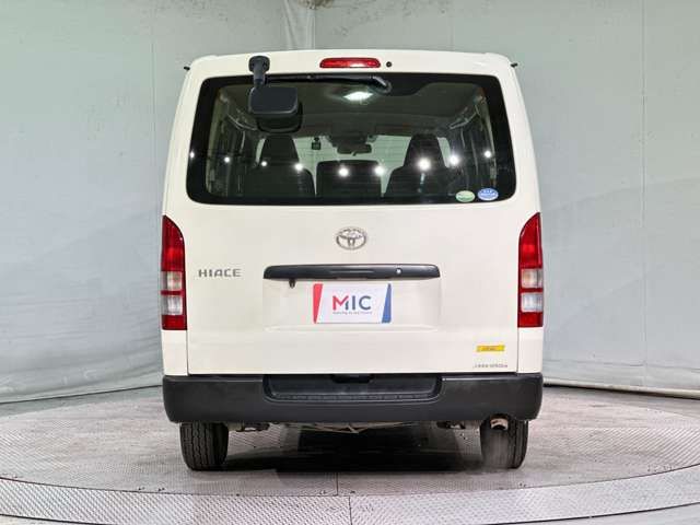 TOYOTA HIACE van 2WD 2018