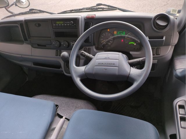 MITSUBISHI CANTER 2013