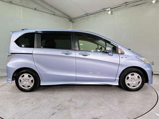 HONDA FREED HYBRID 2013