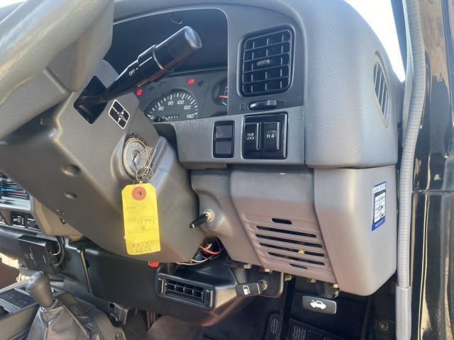 TOYOTA LANDCRUISER PRADO 1994