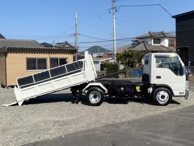 ISUZU ELF 2019