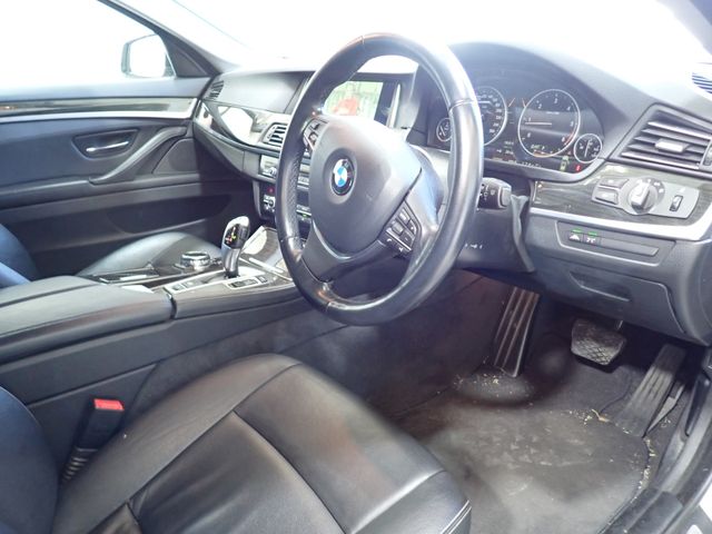 BMW BMW 5series TOURING 2013