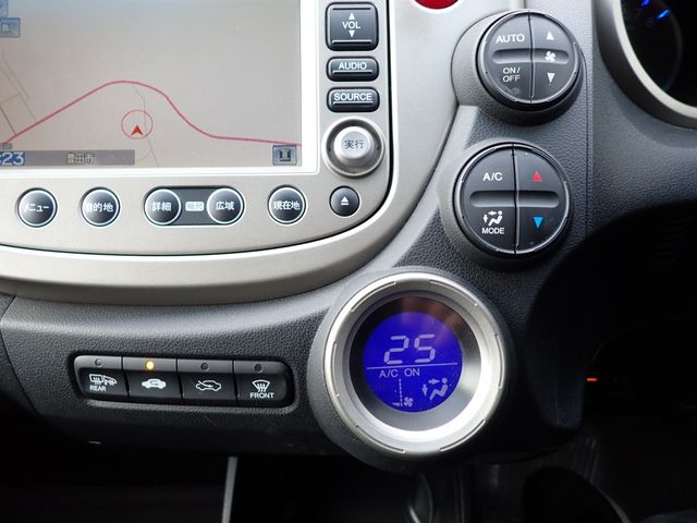 HONDA FIT HYBRID 2011