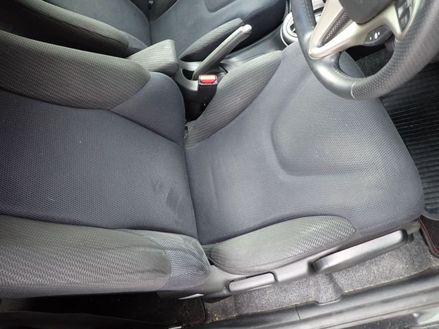 HONDA FIT HYBRID 2011